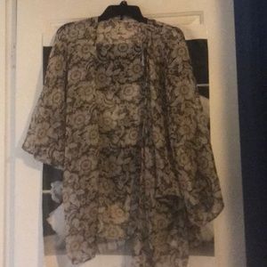 American Eagle Kimono